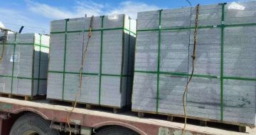 衡水 芝麻白花岗岩地铺石装车日常