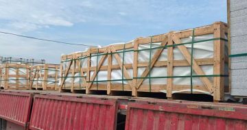 衡水 芝麻白花岗岩地铺石出口专车-泰国游