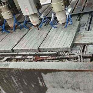 衡水 芝麻白花岗岩荔枝面盲道雕刻