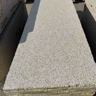 衡水 黄金麻花岗岩荔枝面毛板，半成品