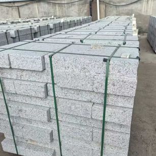 衡水 白麻花岗岩路沿石，弧形路沿石，道牙石，马路牙子，界石，路缘石，平沿石，直岩石，平缘石等