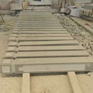 衡水 芝麻白异形加工雕刻-栏杆大柱，方柱