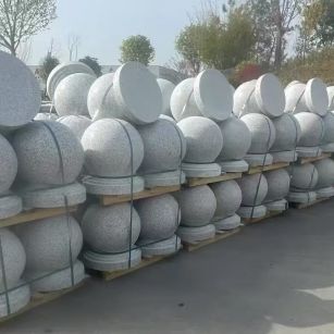 衡水 白麻花岗岩石材圆球，石球，挡车球，隔离球，景观石球，风水球等