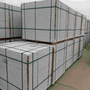 衡水 白麻花岗岩石材荔枝面地铺石（300*600*50）