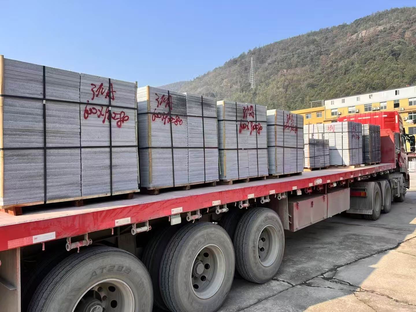 衡水 芝麻灰地铺石出货日常