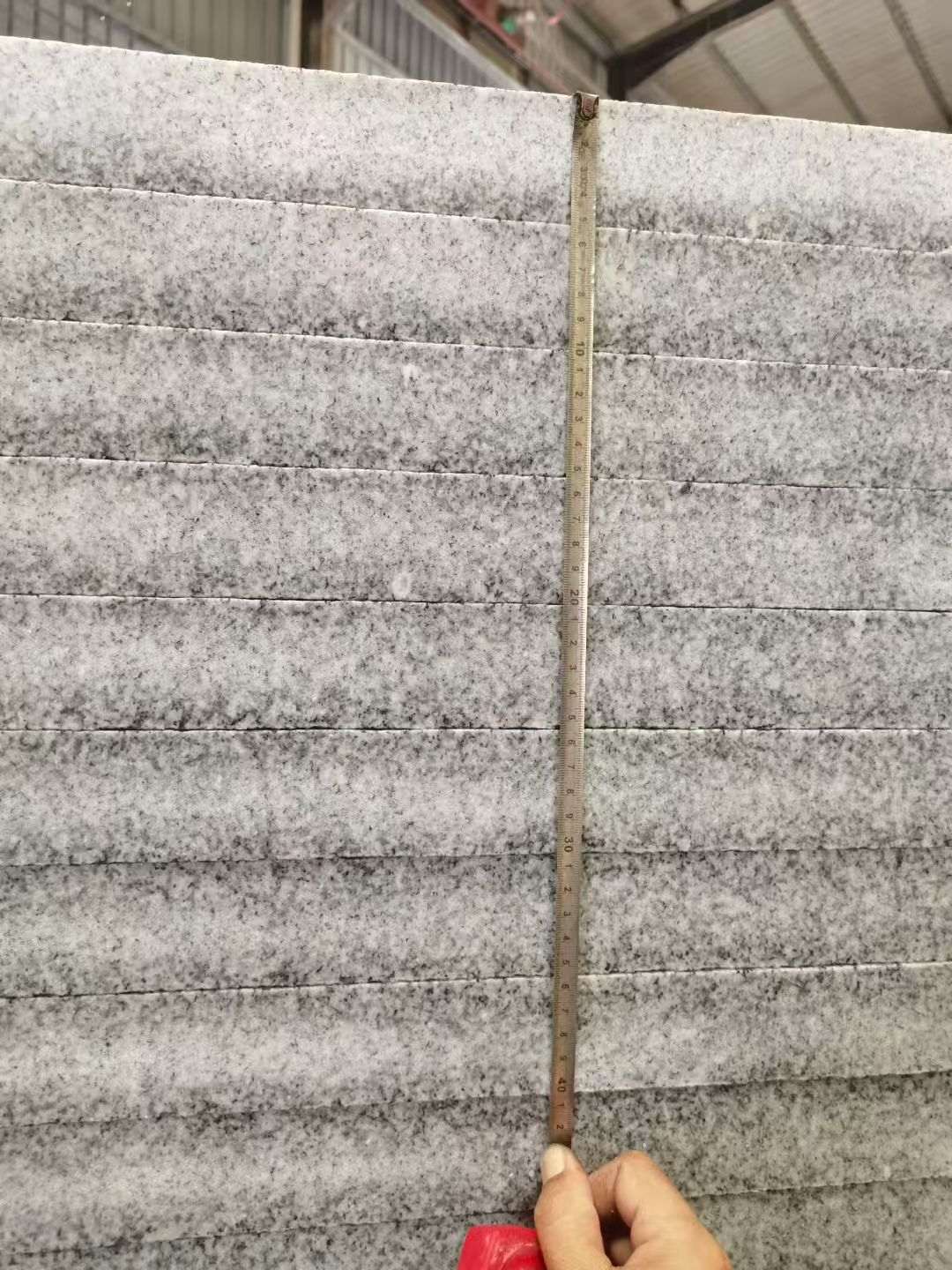 衡水 芝麻白火烧成品厚薄均匀，B料价格接近A料质量