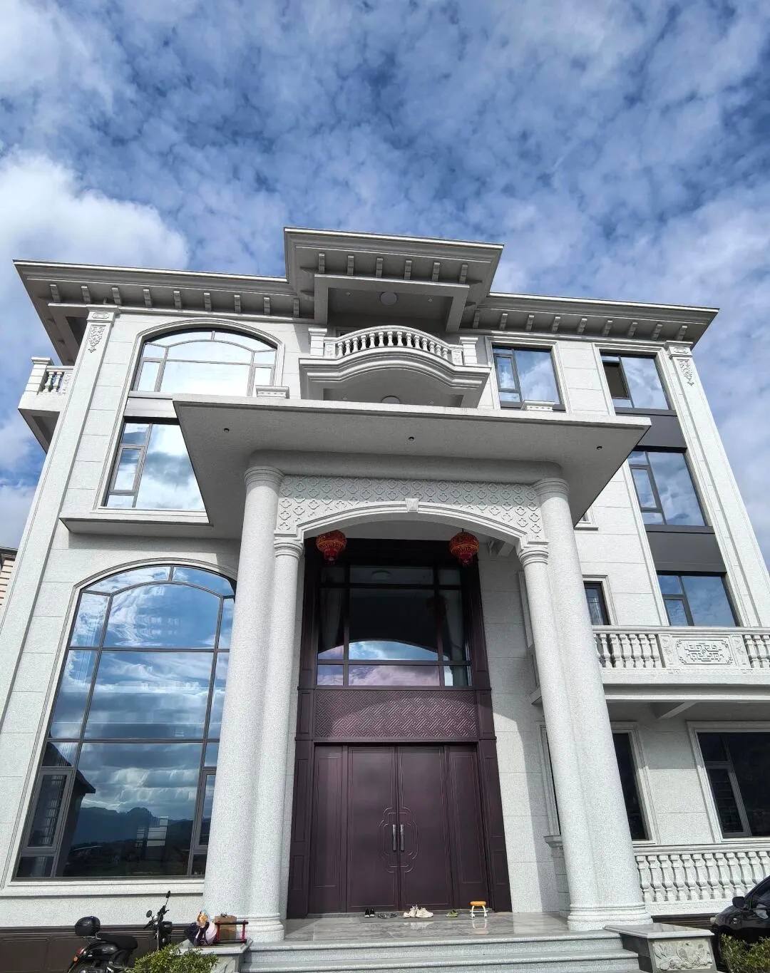 衡水白麻别墅外墙干挂石材效果示例