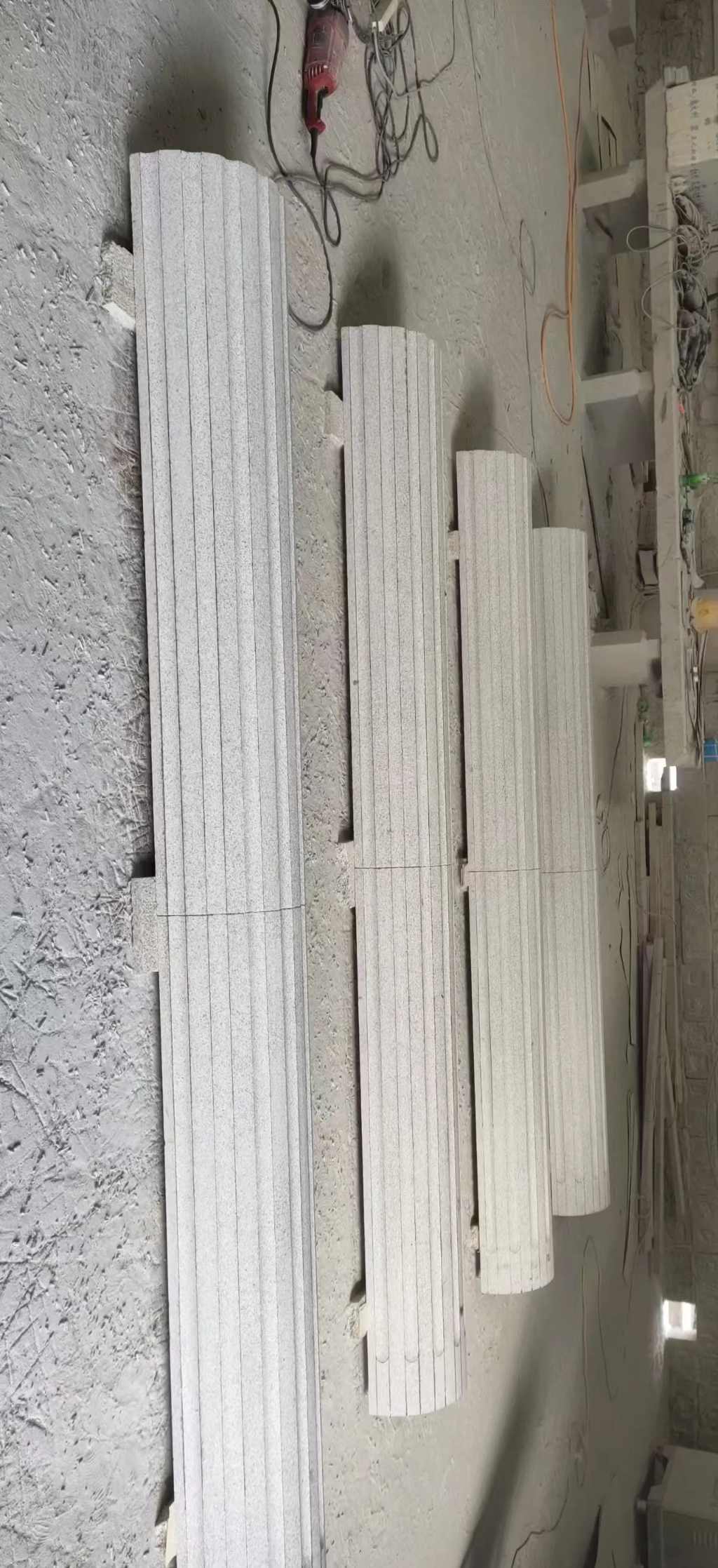 衡水 花岗岩厂家带你看白麻花岗岩门楼大柱柱皮