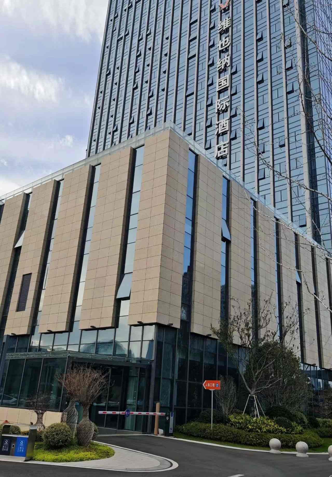 衡水 黄金麻花岗岩外墙干挂