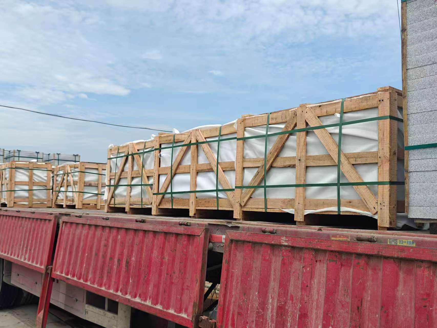 衡水 芝麻白花岗岩地铺石出口专车-泰国游